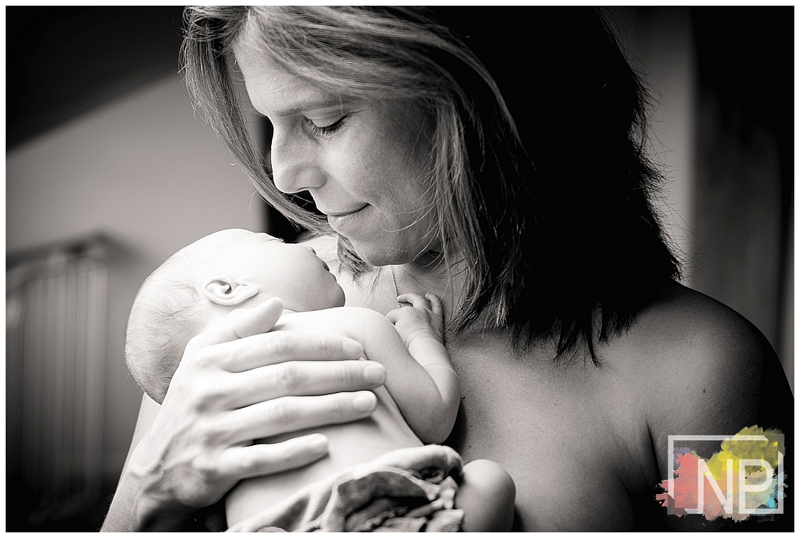 newborn maternity photographer